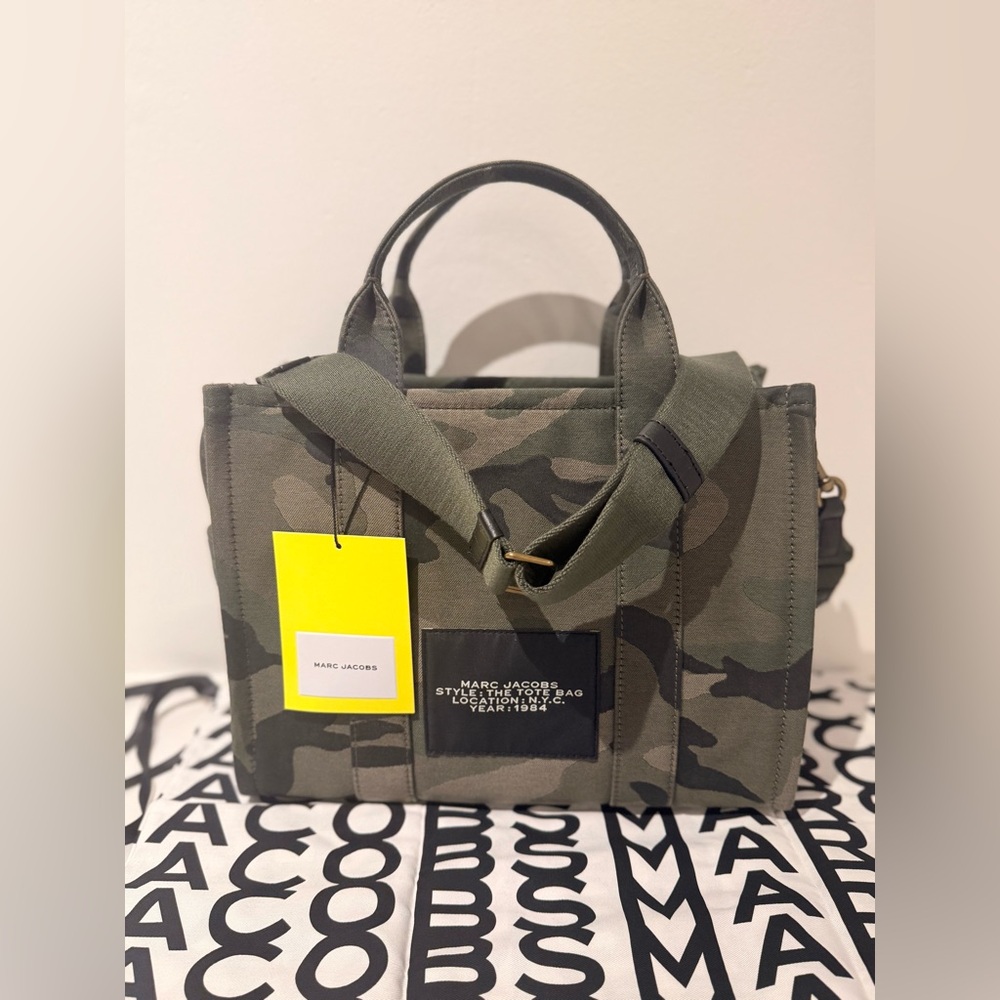 NWT Marc Jacobs THE CAMO JACQUARD MEDIUM TOTE BAG - Picture 4 of 9
